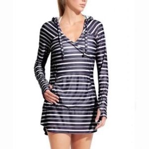 ATHLETA Women’s Blue/White Wick-It Wader Mesh Hooded Mini Dress Cover Up, Size S